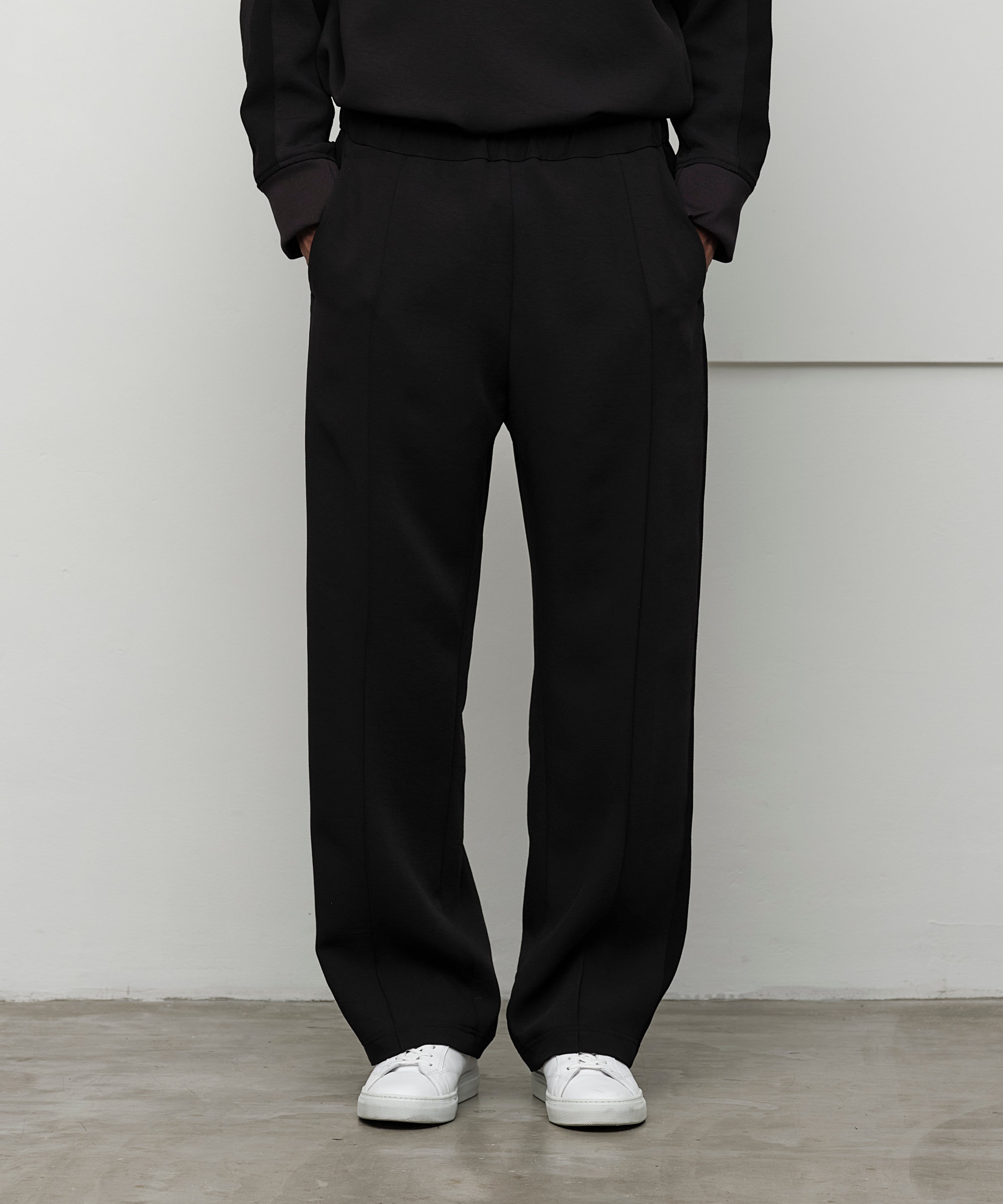 17HOURS TRACK PANTS / 寝ている時間以外ずっと着ていられる服 - ゼロ 