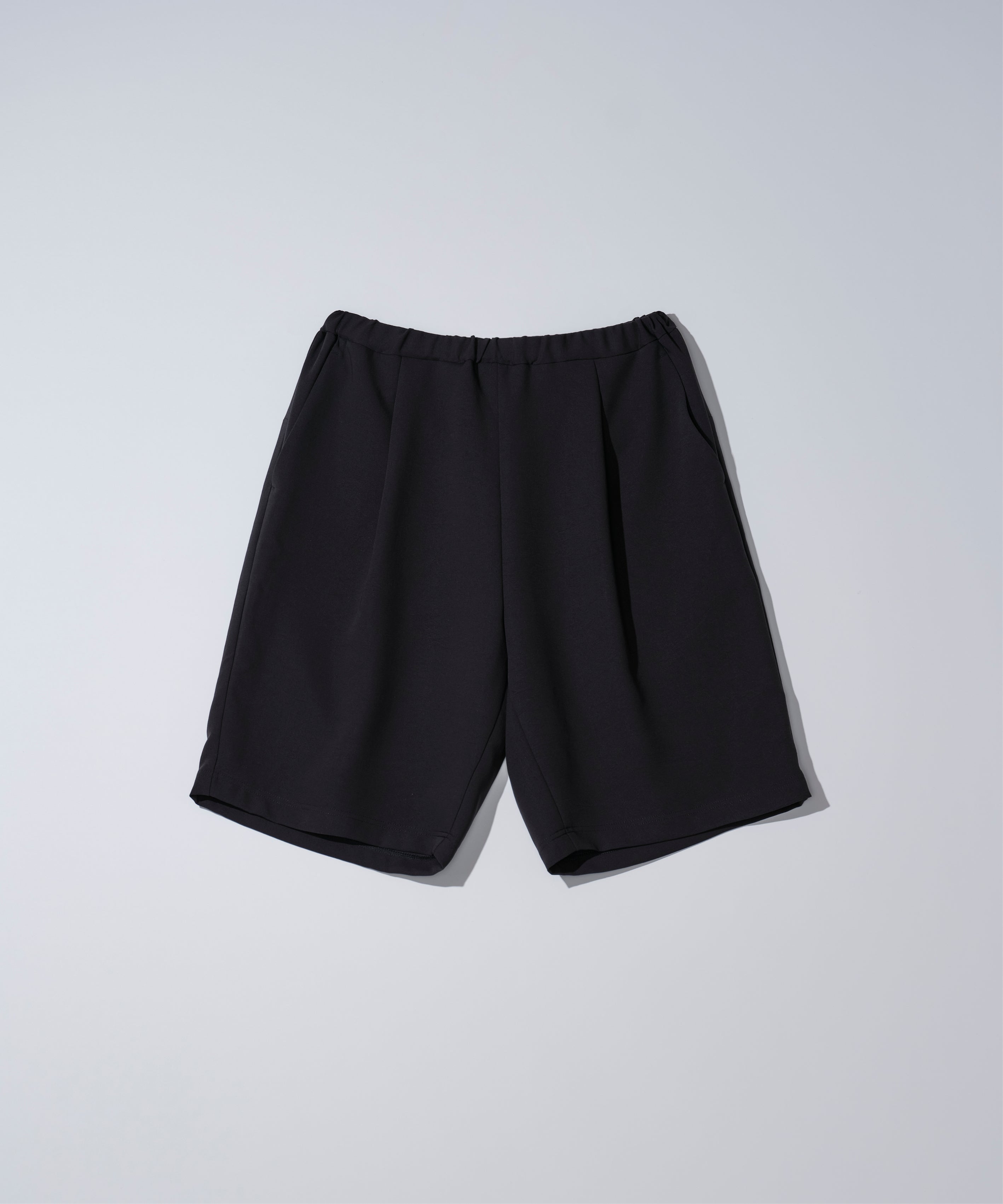 17hours wide pants / Clothes you can wear all day except when you