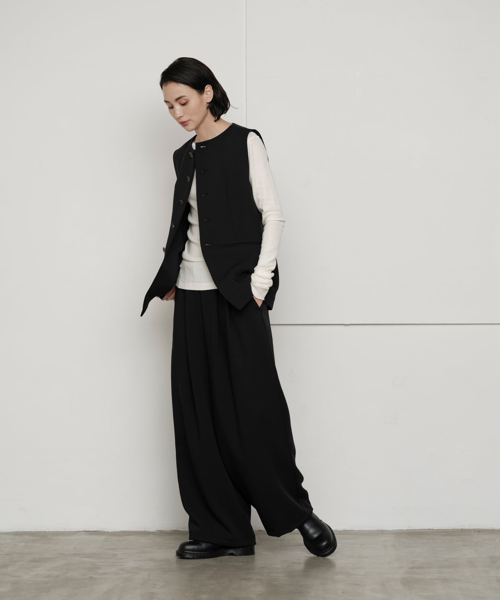 17HOURS MONSTER WIDE PANTS / 寝ている時間以外ずっと着てい