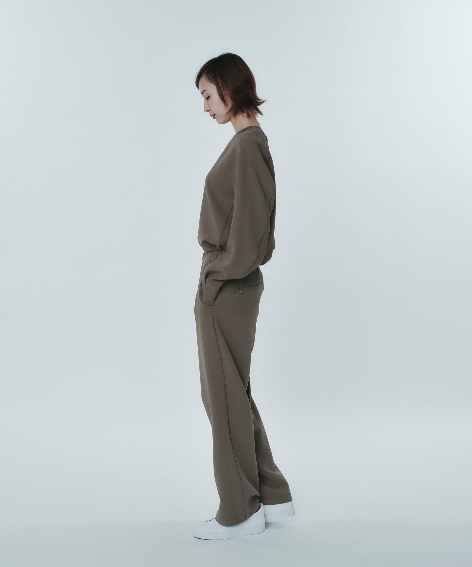 17 hours tops / 寝ている時間以外ずっと着ていられる服 - ゼロ