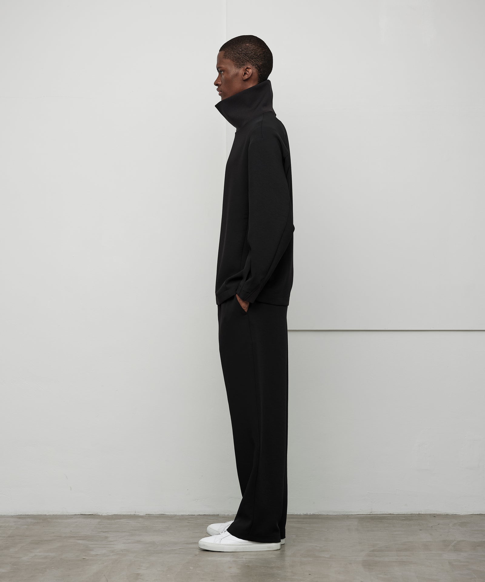 0STOCK TOKYO 17HOURS TURTLENECK