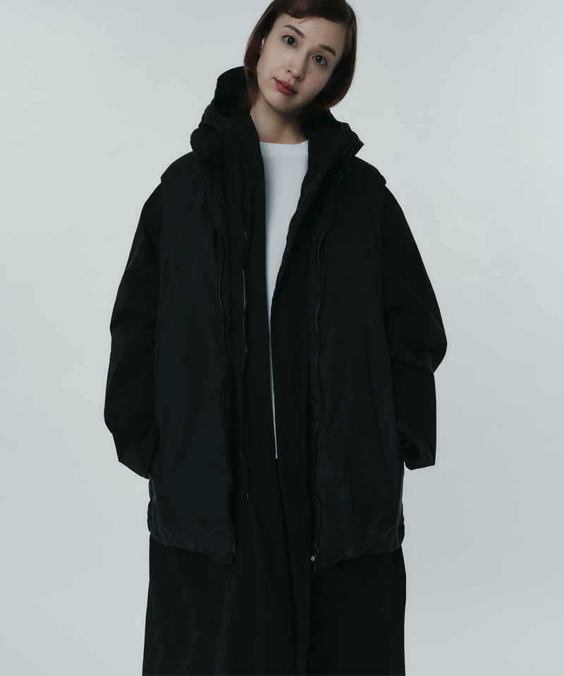 LUGGAGE DOWN VEST 350 / アイテム重量350g。圧倒的な保温性を持ち