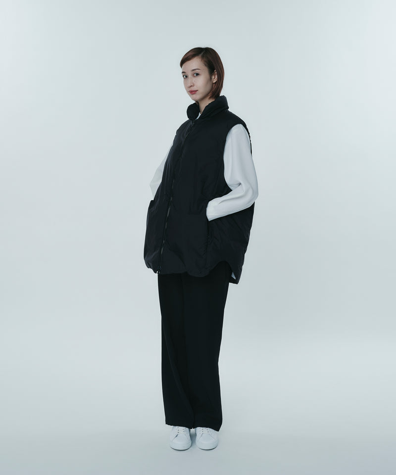LUGGAGE DOWN VEST 350 / アイテム重量350g。圧倒的な保温性を持ち