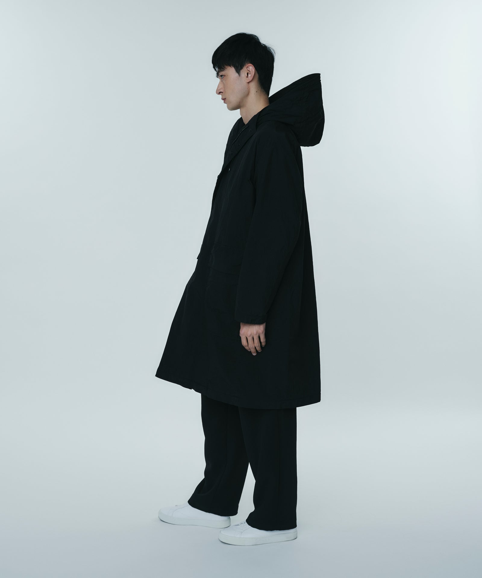 ✨処分価格✨新品未使用❤DSCLUBフード付き薄手ジャンパーL luggage hoodie coat / 手ぶらの生活（手ブライフ）を実現する革新的な
