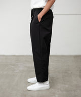 Luggage tapered pants