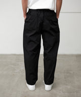 Luggage tapered pants