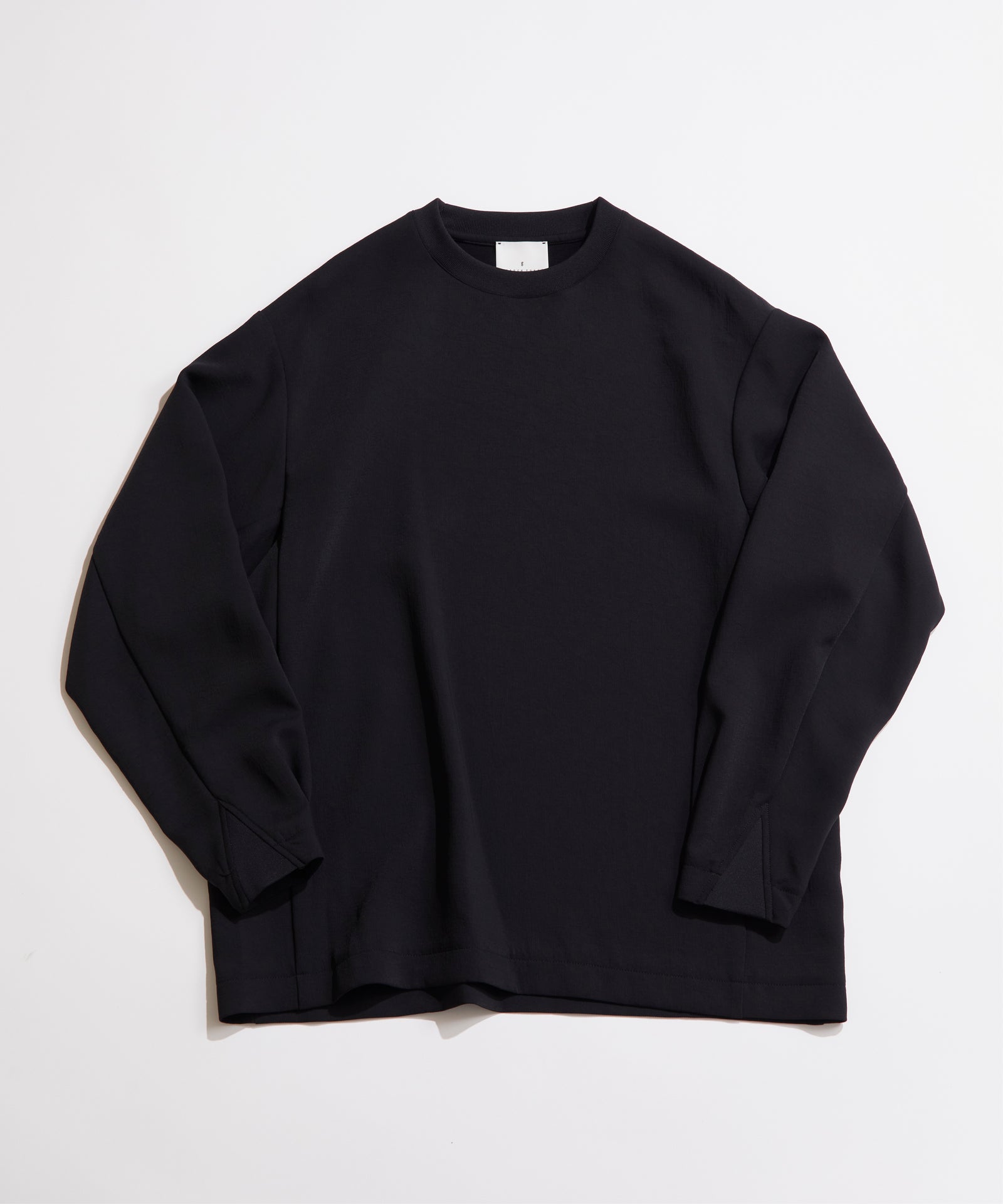 17 hours tops / 寝ている時間以外ずっと着ていられる服 - ゼロ